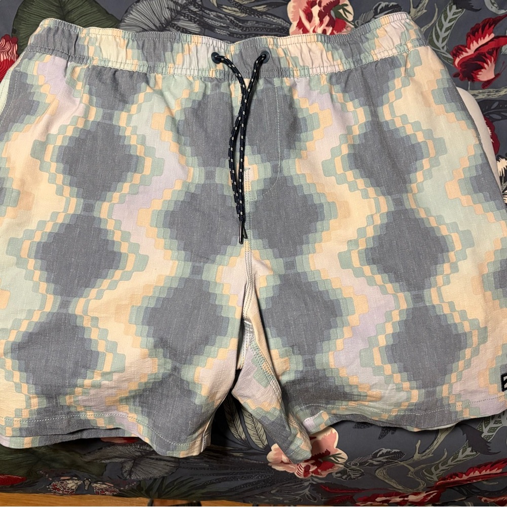 Billabong Geometric Patterned Shorts